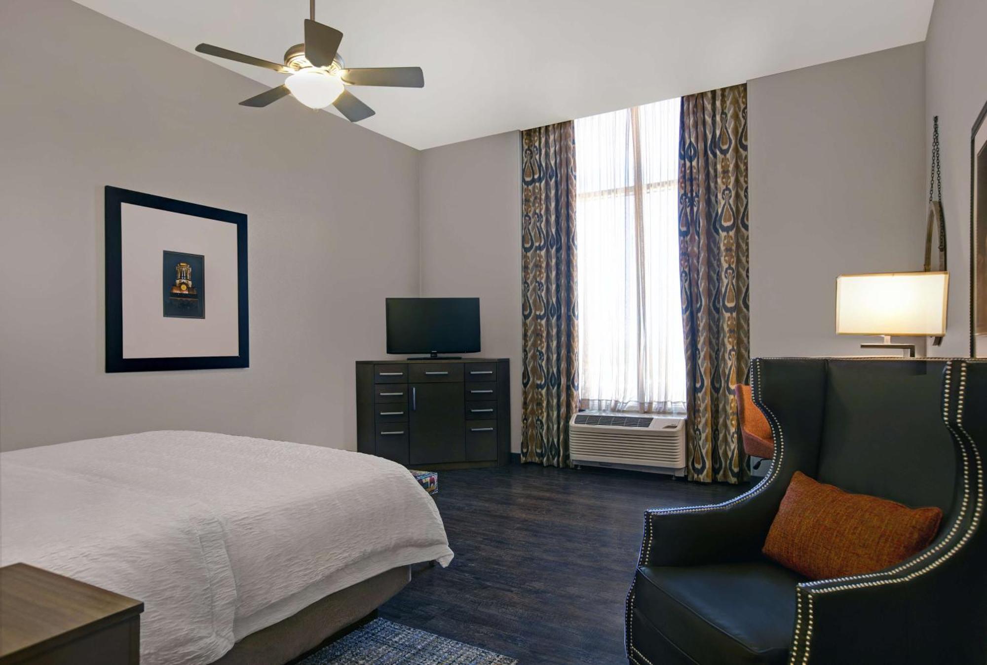 Hampton Inn And Suites Austin University Capitol Dış mekan fotoğraf